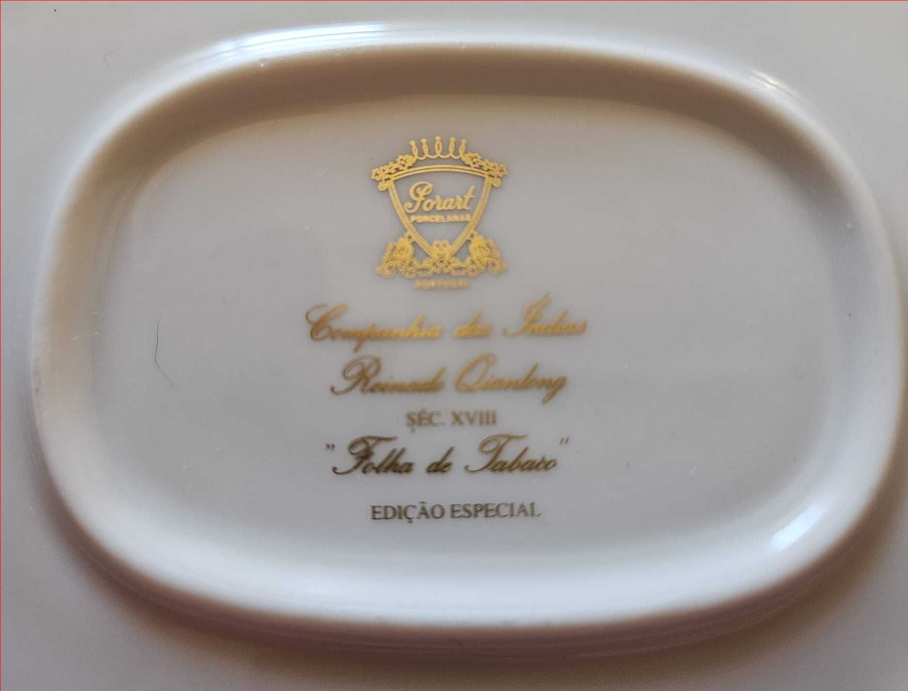 Conjunto de duas caixas em porcelana Porart