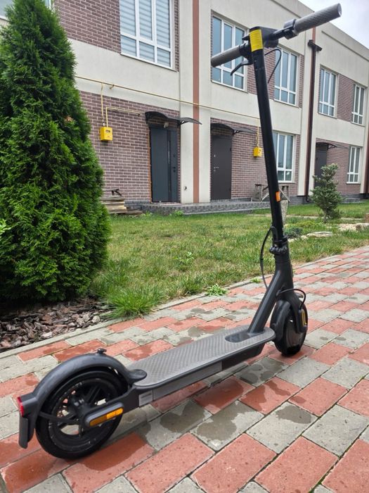 Електросамокат Xiaomi