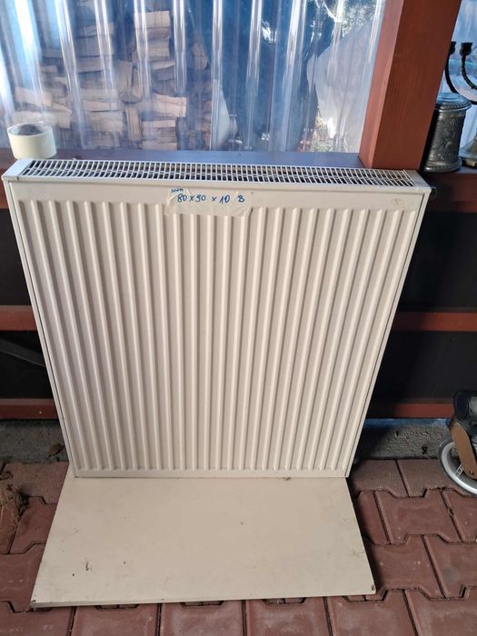 Grzejniki z demontażu panelowe, różne wymiary