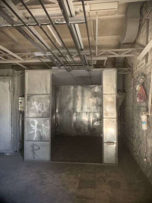 Примішення, цех, металообробка