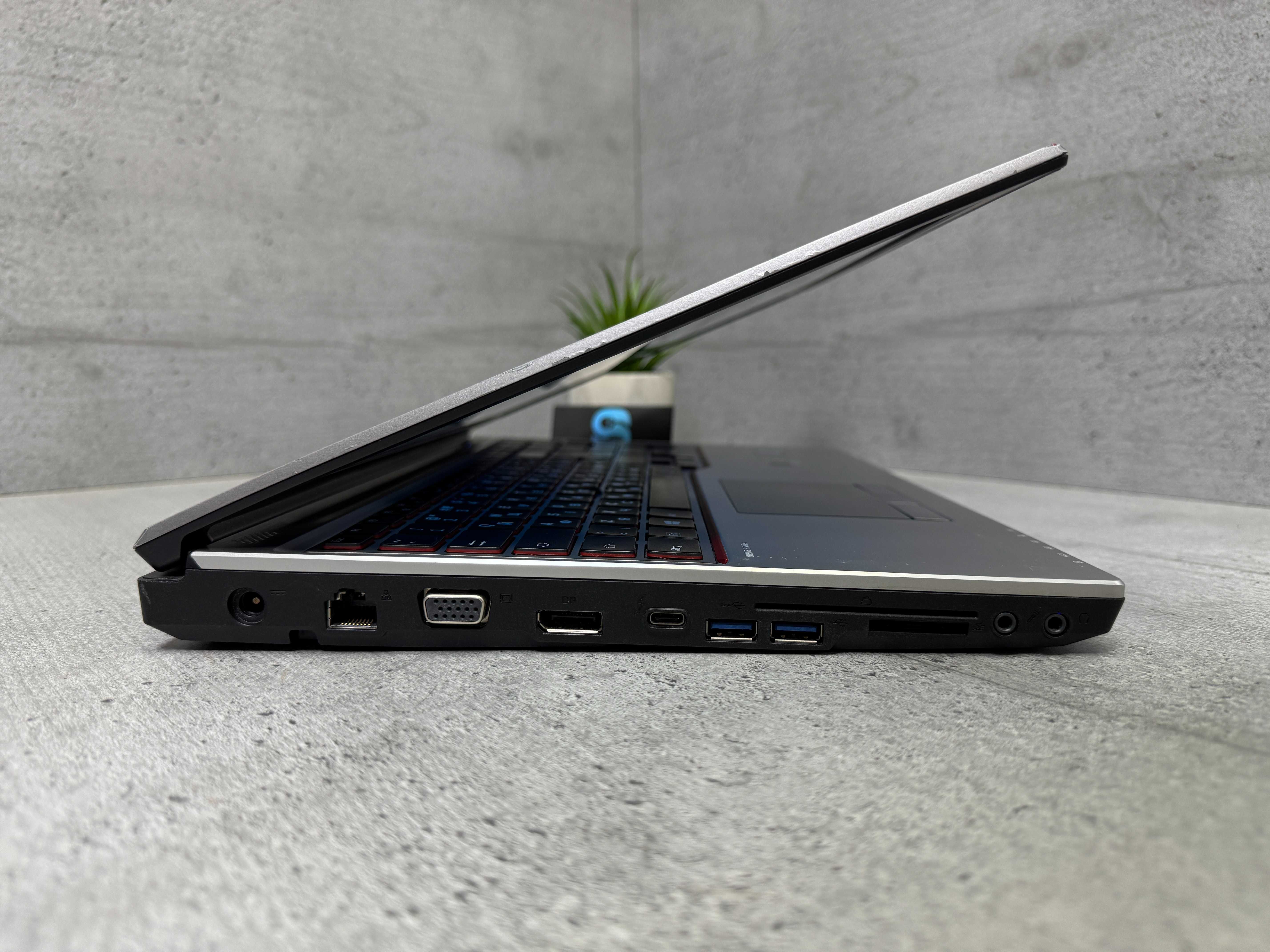 I5-6440HQ/32gb ddr4/Потужний ноутбук Fujitsu H760/512gb ssd/Nvidia