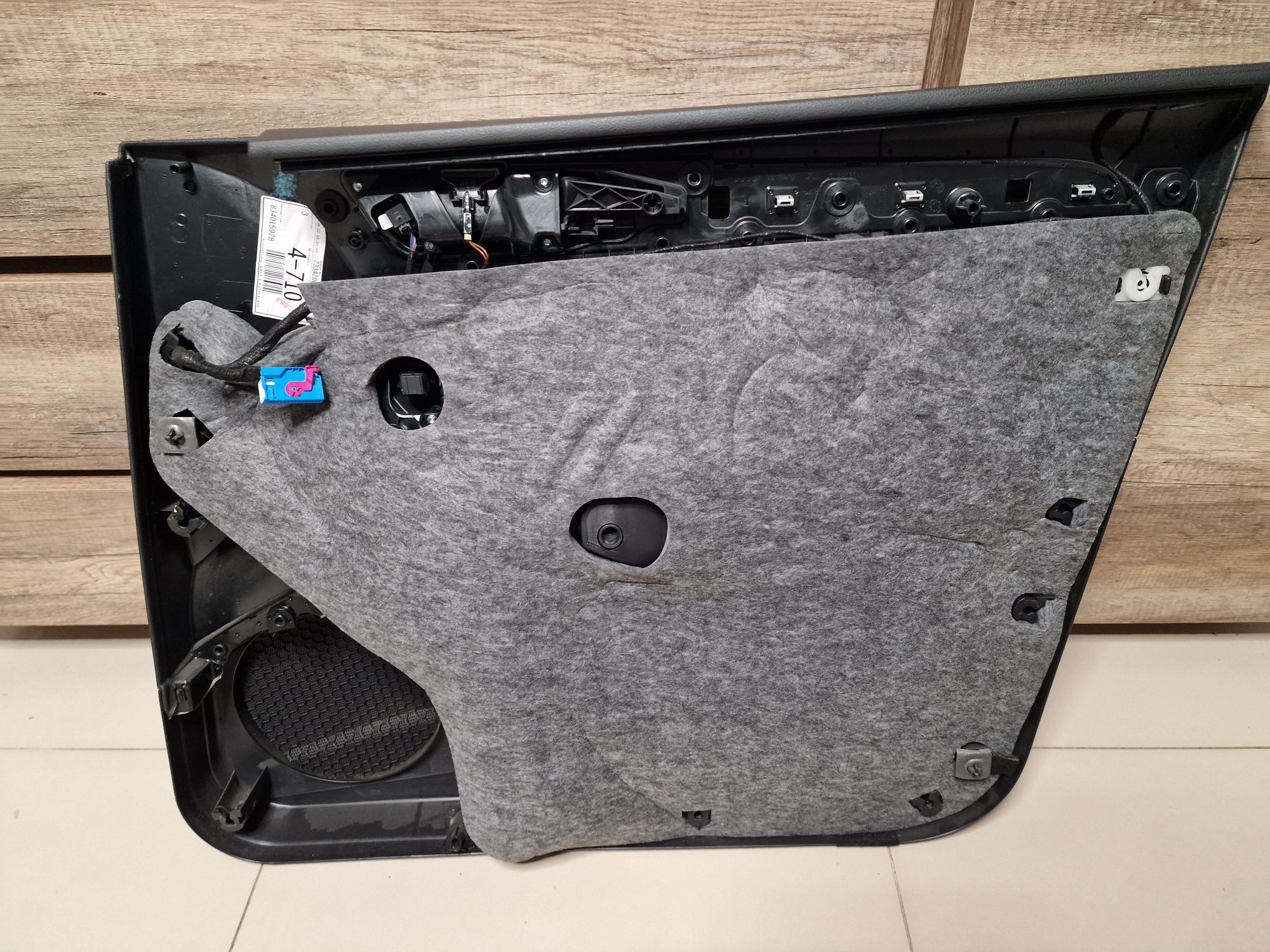 Tapicerka drzwi Audi Q5 8R polift
