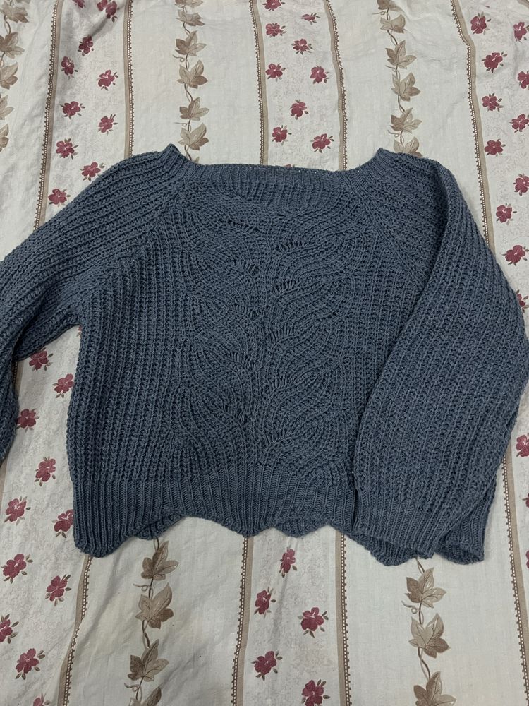 krótszy sweter 100% akryl
