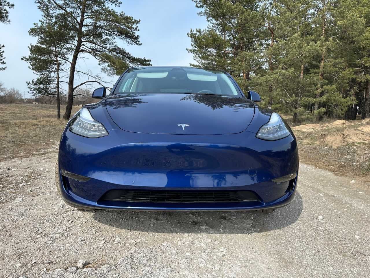 Продам Tesla Model Y