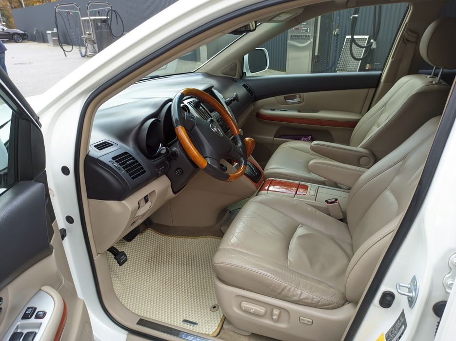 Авто Lexus RX400h японський преміум класу гібрид економна
