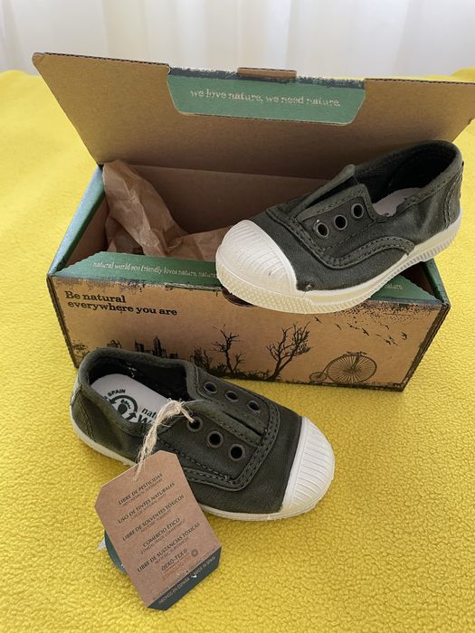 Sapatos bébé Natural world