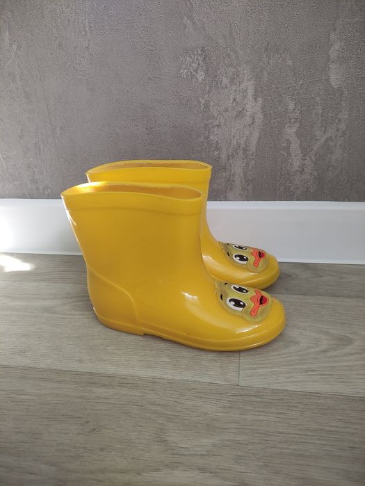 Резиновые сапоги. 18 см