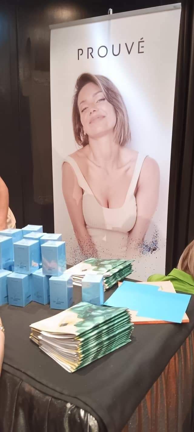 Perfume LA by Luciana Abreu