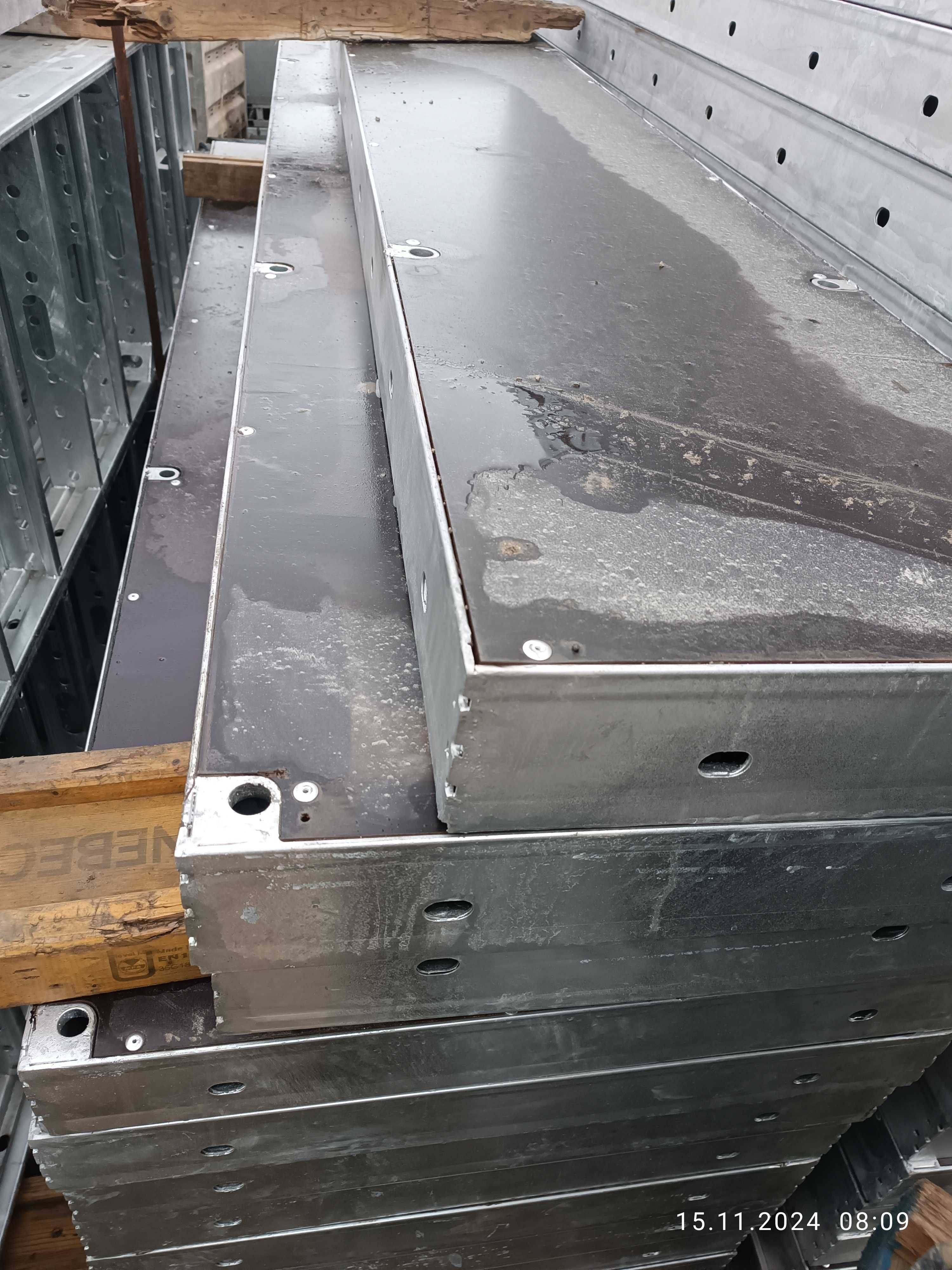 Szalunki typ Altrad Rasto Hunnebeck 102 m2 60 000 brutto