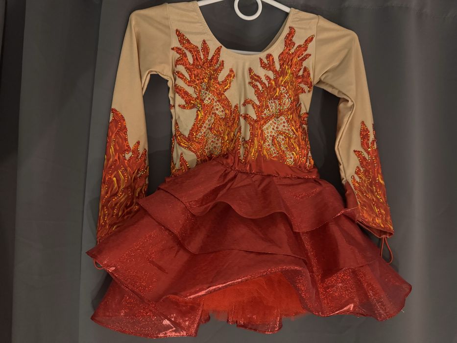 Сукня для фігурних змагань на зріст 122-128 ОРЕНДА!!