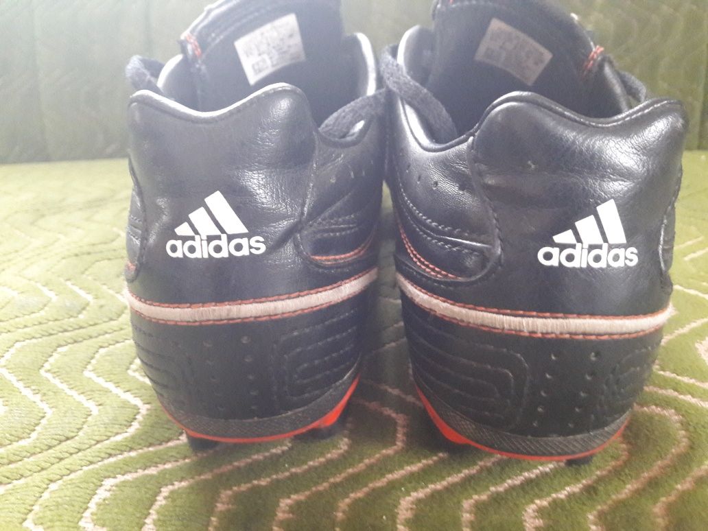 Бутсы Adidas  Heritage  р. 6.  38.