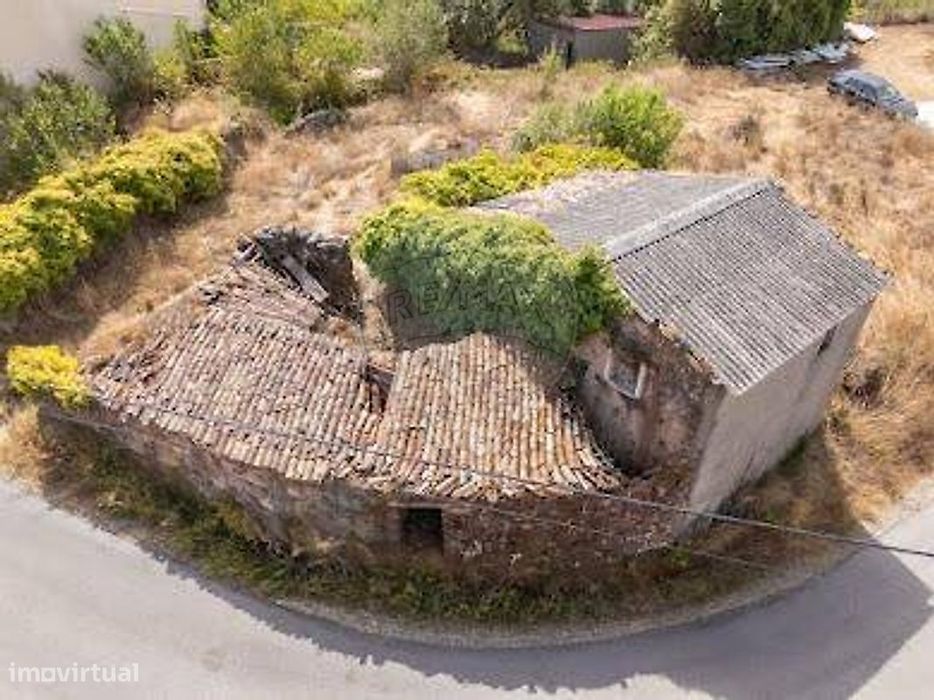 Moradia T1 para venda