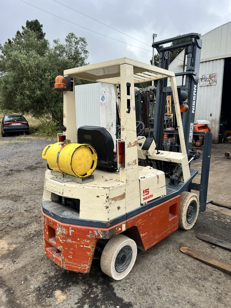 Empilhador a gas 1500Kg Nissan