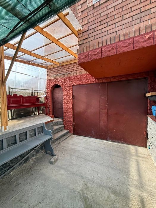 Продаж частини будинку