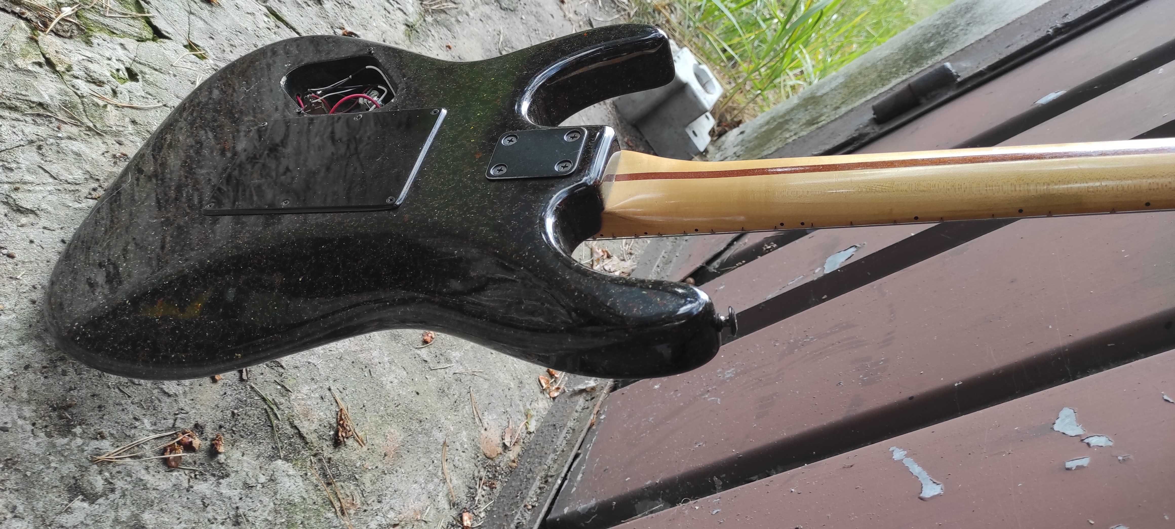 Gitara Trella Superstrat model Sniper