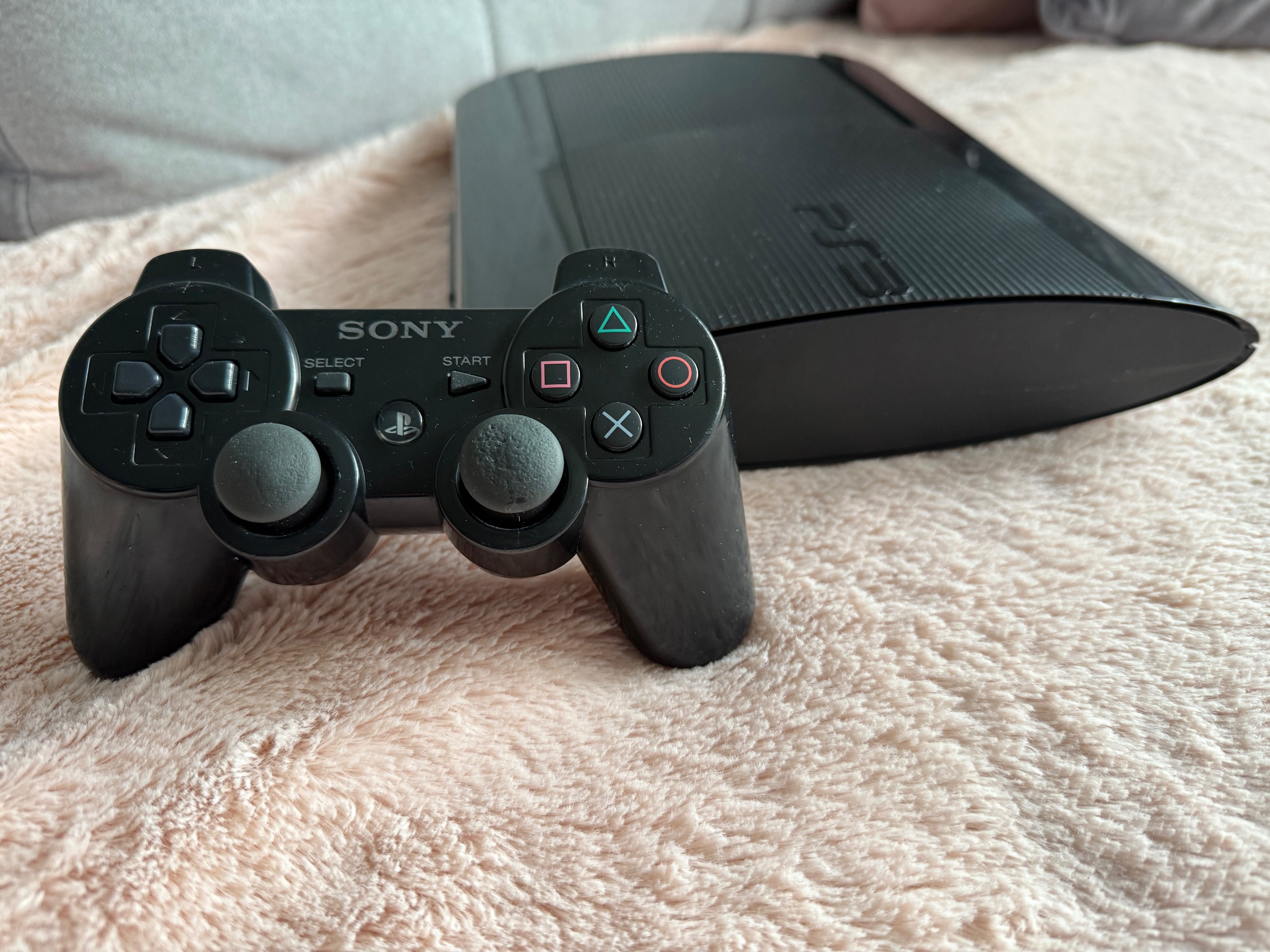 Sony PlayStation 3 PS3 + Pad