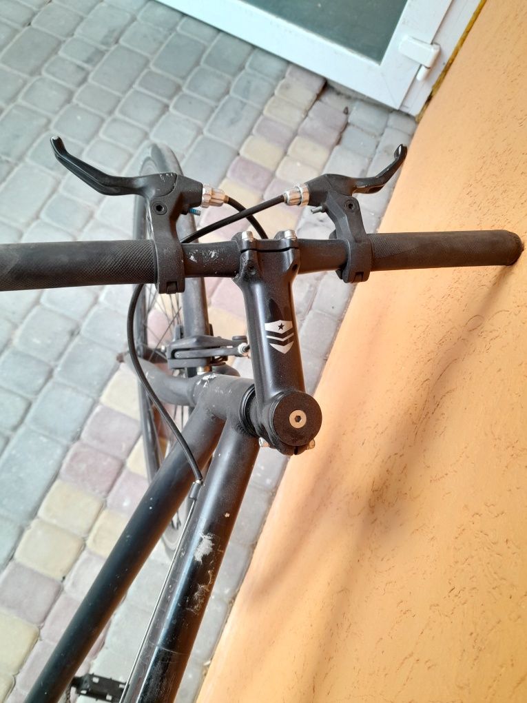 Велосипед шоссейный fixie inc