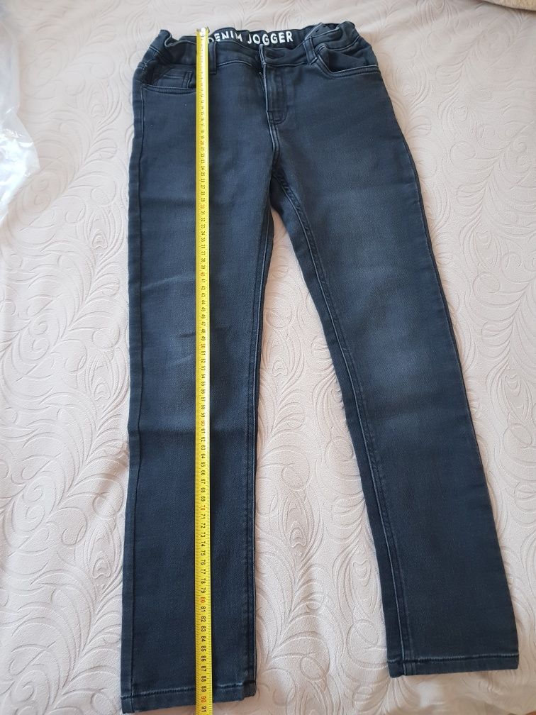 Spodnie dżinsowe r.152, jeansowe, jak nowe