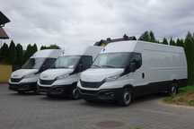 Iveco DAILY 35S16 / FURGON / BLASZAK / L4H2 / GWARANCJA PRODUCENTA / ROZSTAW OSI 410 CM /FAKTURA VAT 23% / NOWY !!!  Sprowadzony / Pierwszy właściciel / Gwarancja producenta do 06.2026