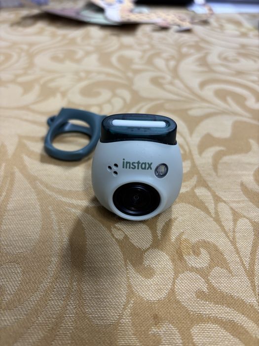 Fujifilm Instax Pal verde