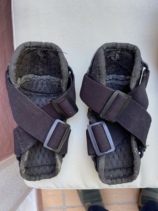 Proteções de joelhos e cotovelos ajustaveis para bicicleta