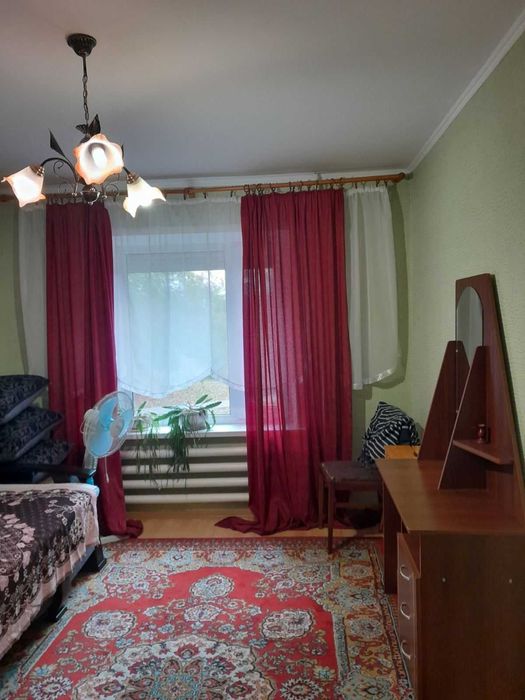 Сдам двухкомнатную на Чаривной