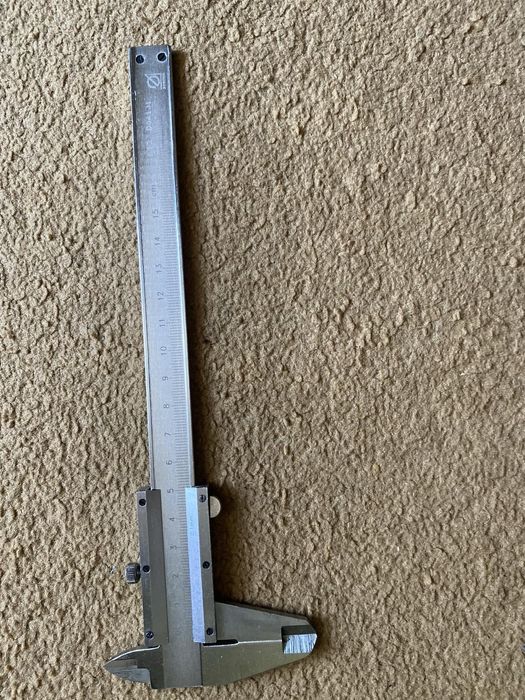 Продам новый штангенциркуль