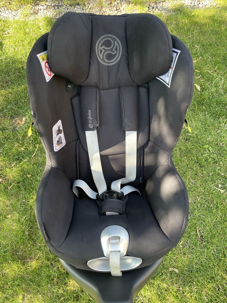 Fotelik cybex sirona z i-size obrotowy z bazą Isofix 0-18 kg