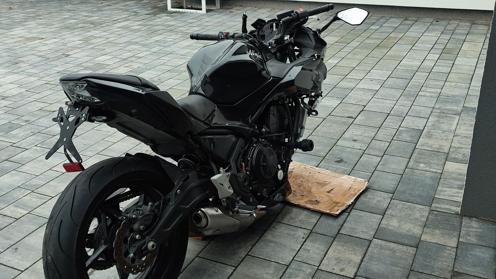 Kawasaki Ninja 650 mały przebieg, 2018  - SWAP, z650