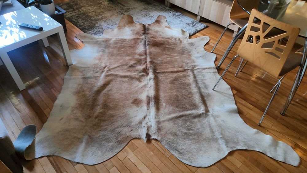 Duża skóra bydlęca, dywan