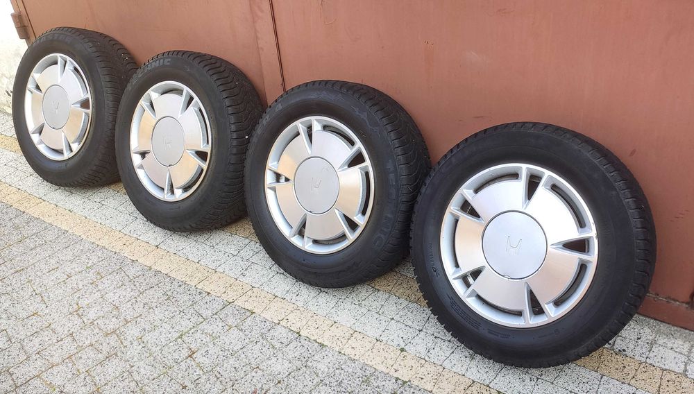 Koła zimowe 15 cali opony + felgi HONDA 195/65 R15 5x114,3 Acura 4szt.