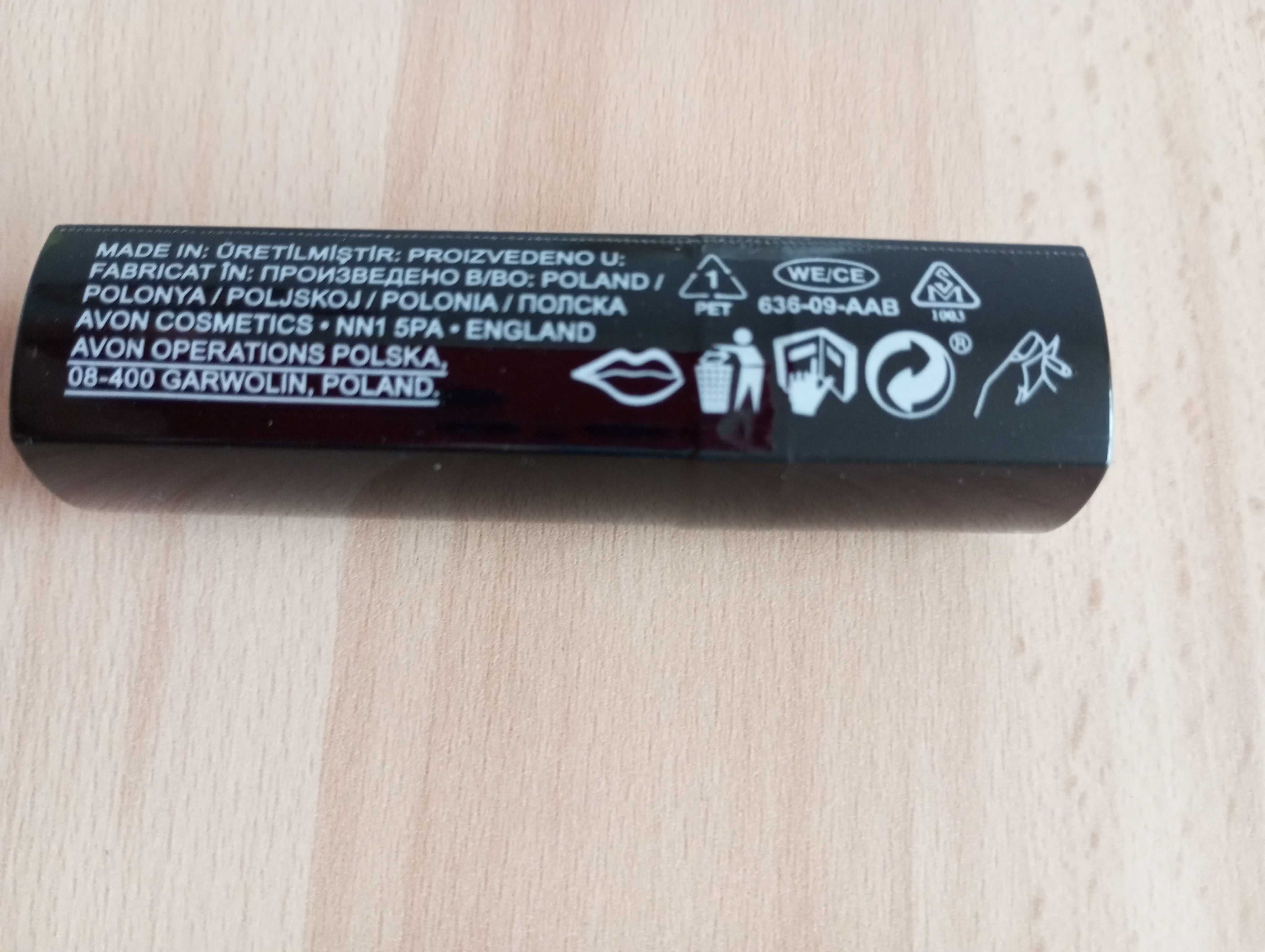 Avon Ultramatowa Szminka Pure Pink 3,6g