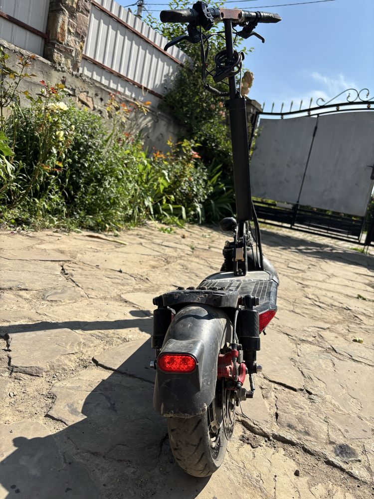 Продам електро самокат kugoo m4 pro