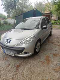 Продам автомобіль Peugeot 206