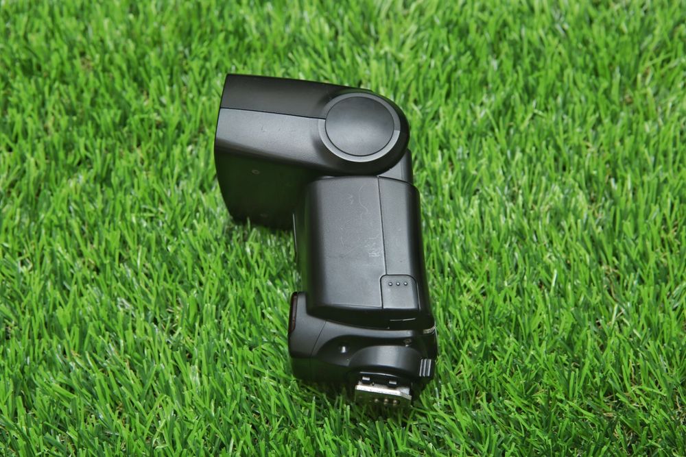 ЧУДНАЯ! Canon Speedlite 430 EX II + Чехол !