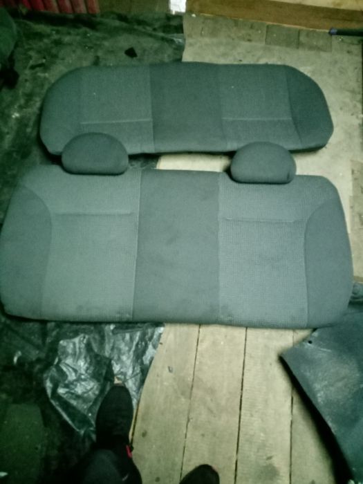 Fotele opel corsa c 4 drzwi