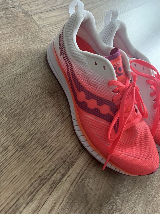 Кросівки soucony 38 розмір