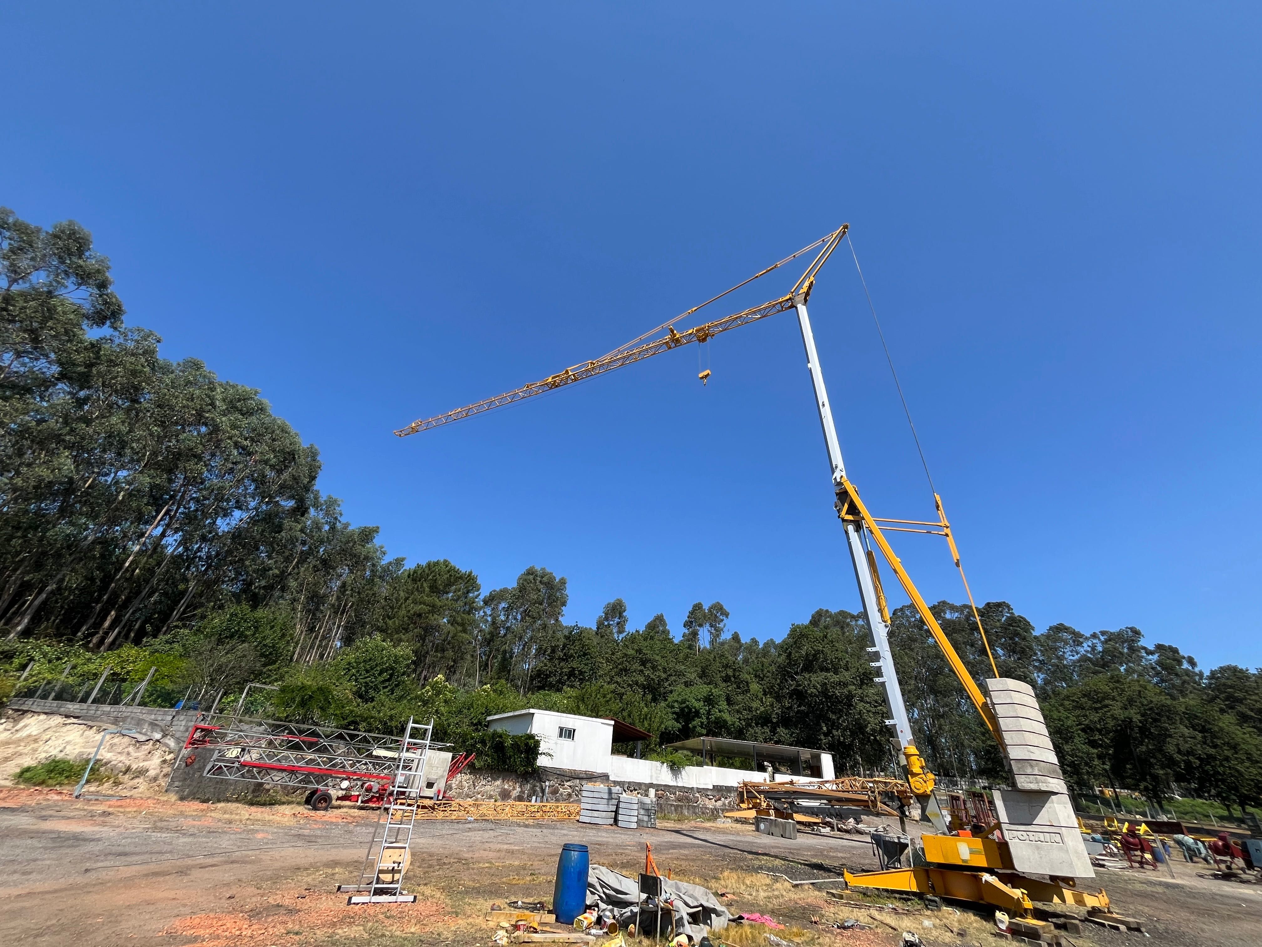 Grua automontante Potain hd32