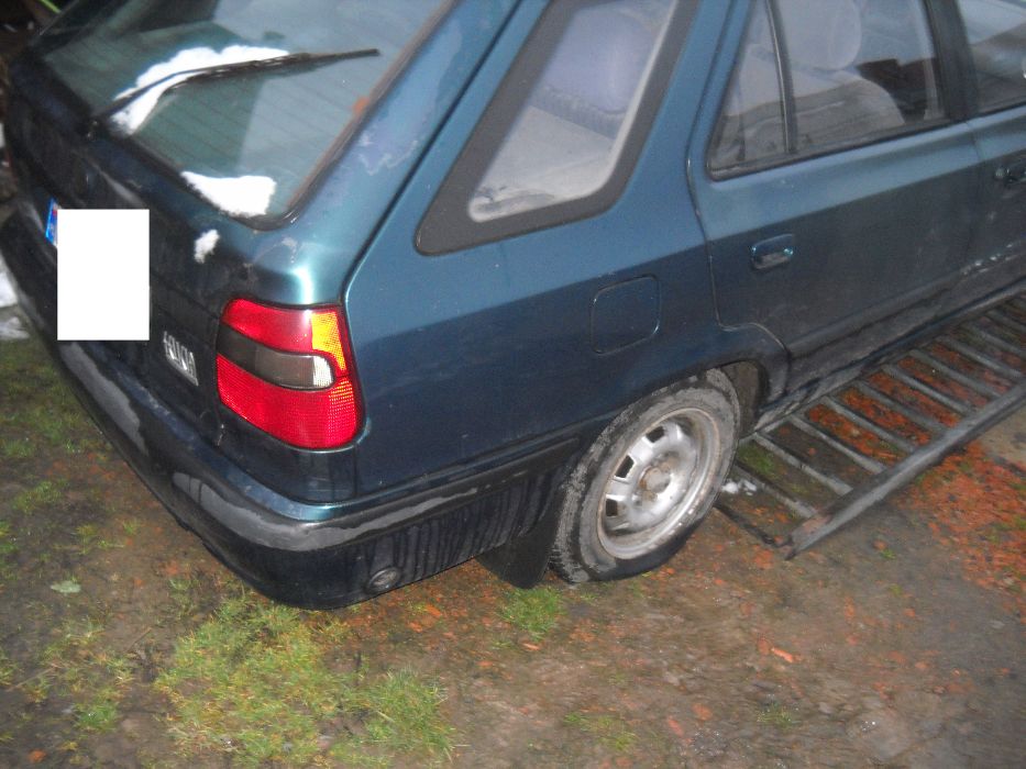 Skoda Felicia kombi przeznaczony na części 1.6benzyna8V zielonymetalik