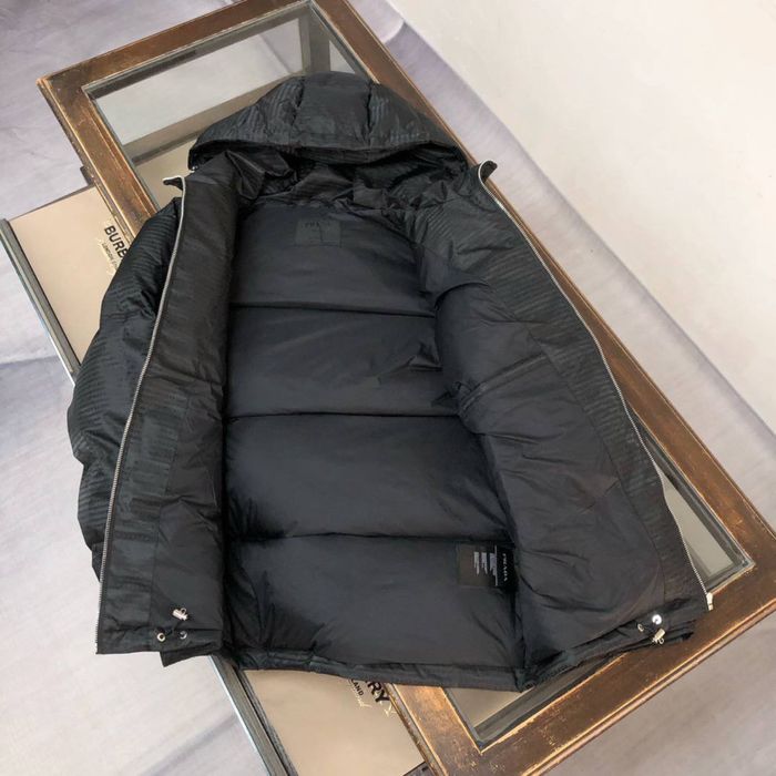 Куртка prada натуральный пух пуховик