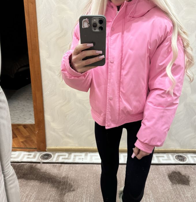 Зимня женская  куртка ,оверсаейз ,цвет барби!