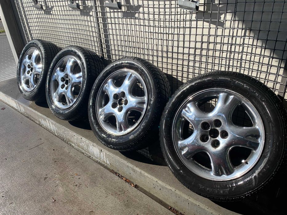 Felgi Aluminiowe R16 6J 5X100 ET 40 Chrom + Opony 205 55 R16 CHRYSLER