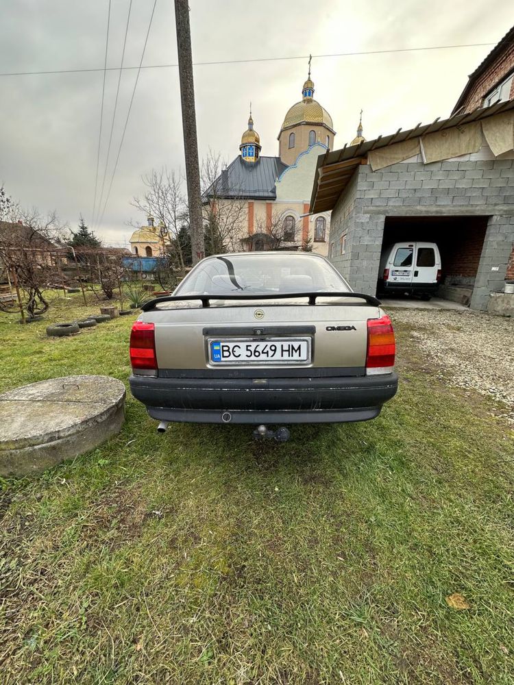 Продаж Опель омега