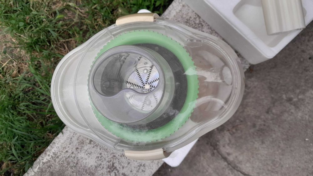 Соковижималка Tekko.