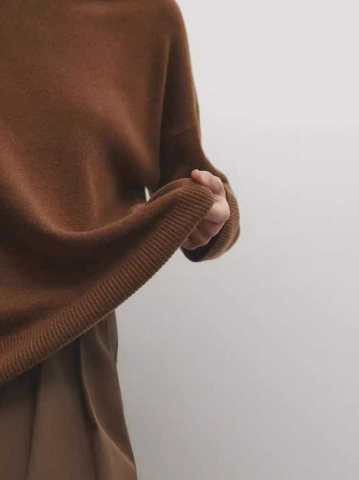 Светр з вовни та кашеміру з високим коміром Massimo Dutti