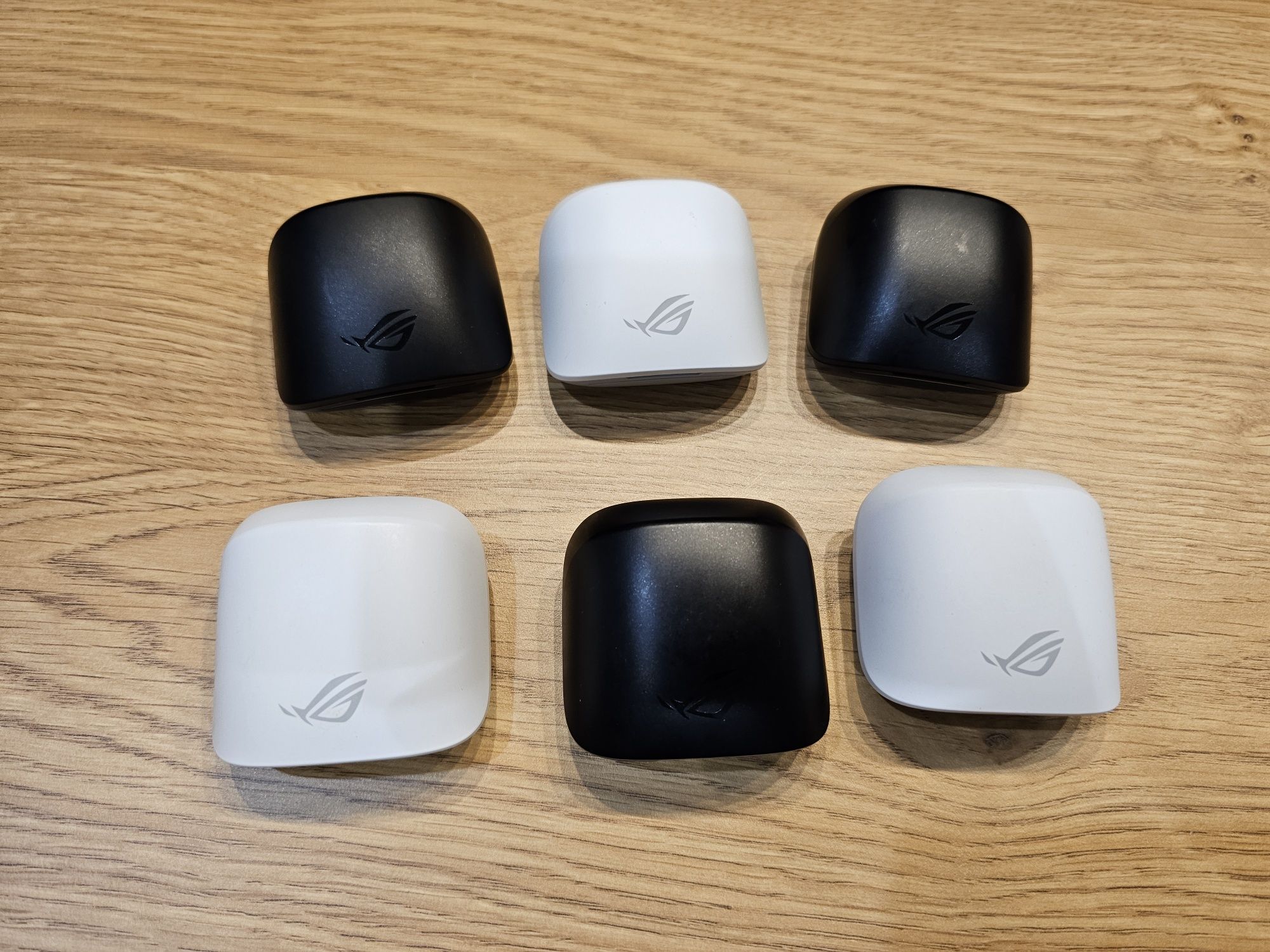 Ігрова гарнітура ASUS ROG Cetra True Wireless 7.1 Black an White