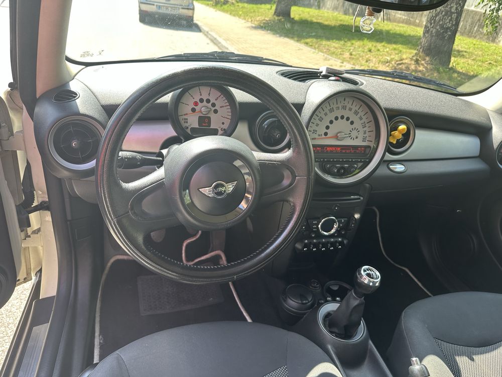 Mini Cooper D 1.6