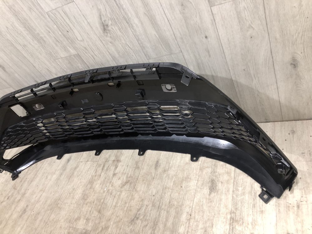 Бампер передний Решетка Toyota CH-R CH R CHR решітка 52129-F4110