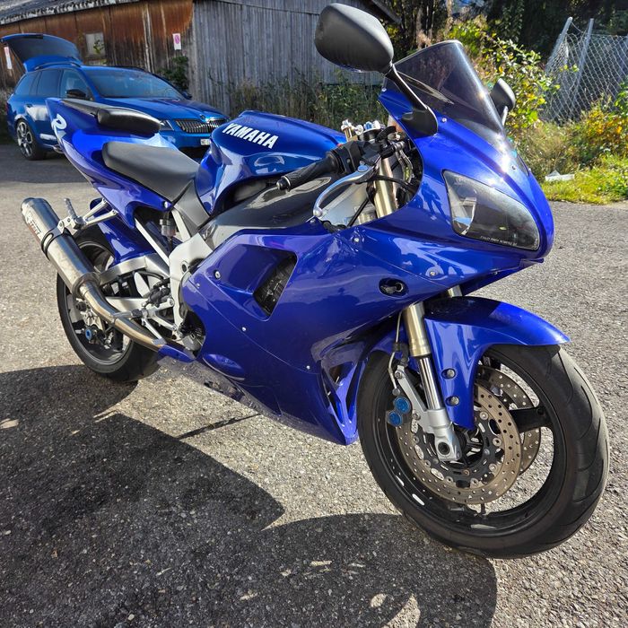 Yamaha R1 ano 1999