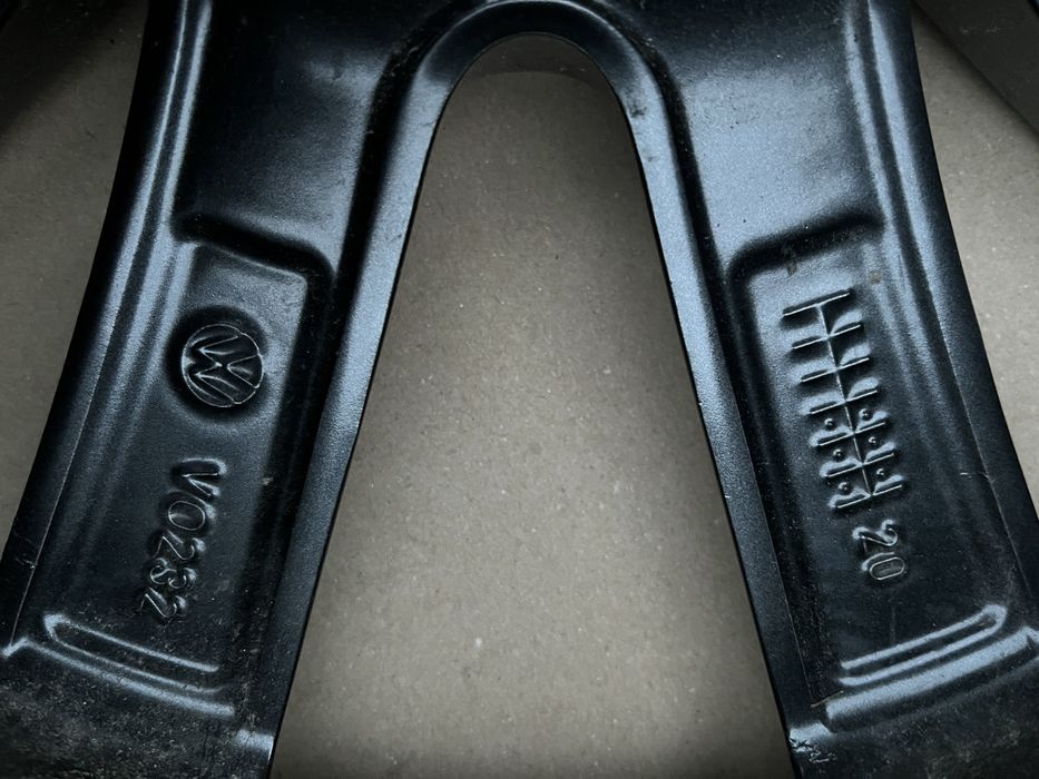 1szt. Felga Aluminiowa 17” VW Passat B8 Jak NOWA 3G0 POJEDYNKA